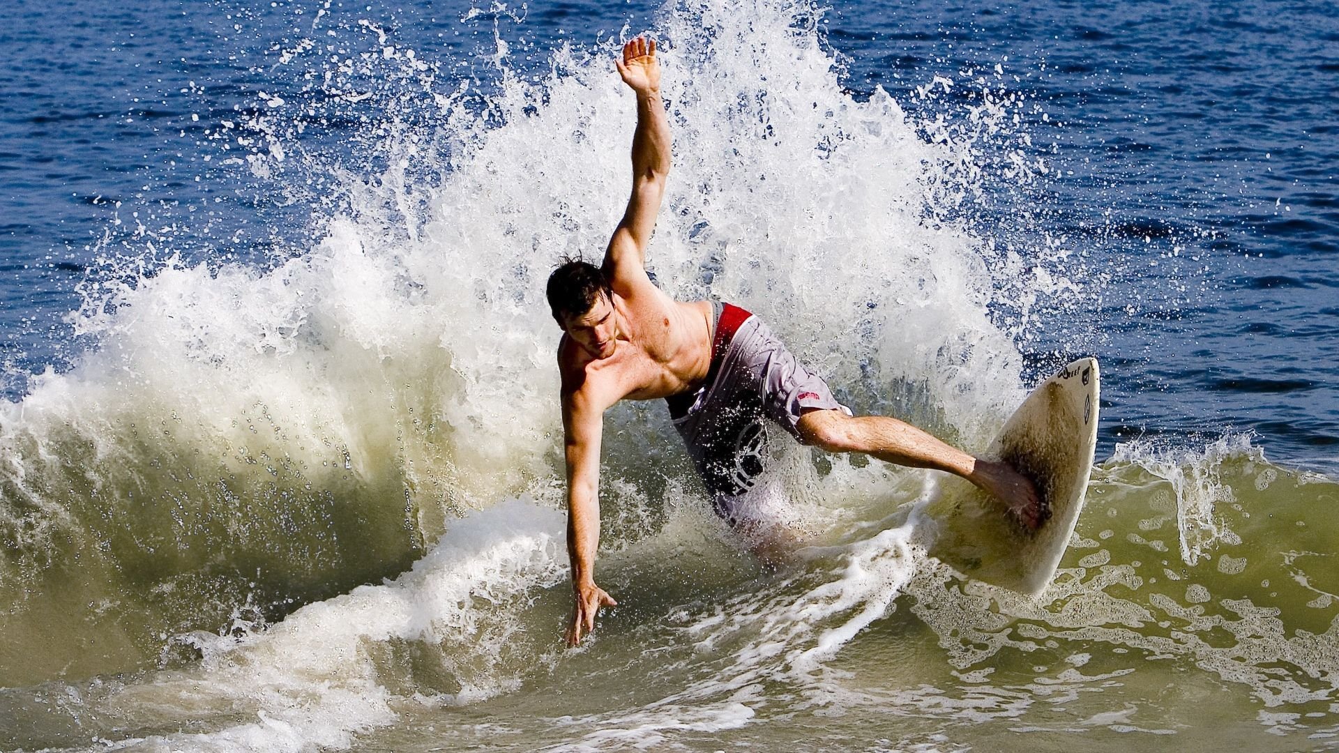 开云中国大陆-《Valorant》玩家热议新战术，战局策略迎来新变化，valorant